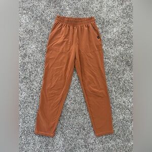 prAna Women’s Lightweight Ankle Pants - Rust Brown - Size Small